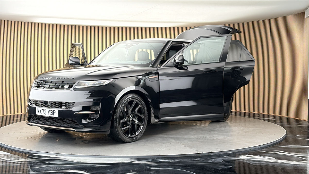 More views of Land Rover Range Rover Sport