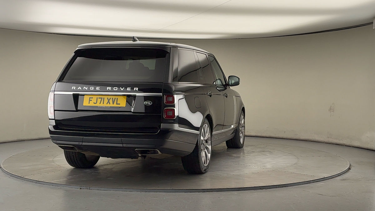 More views of Land Rover Range Rover