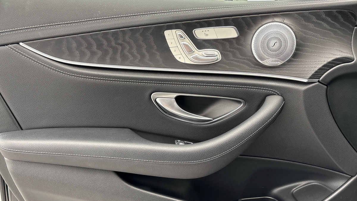 Mercedes-Benz E Class Image 19