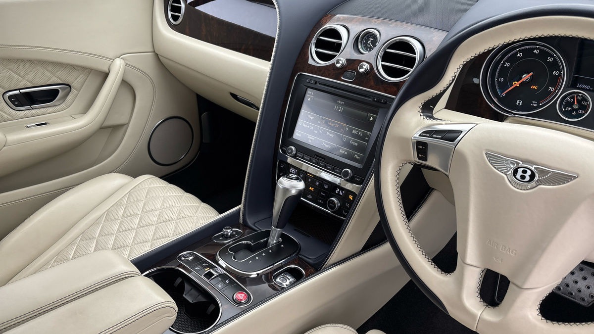 Bentley Continental Image 18