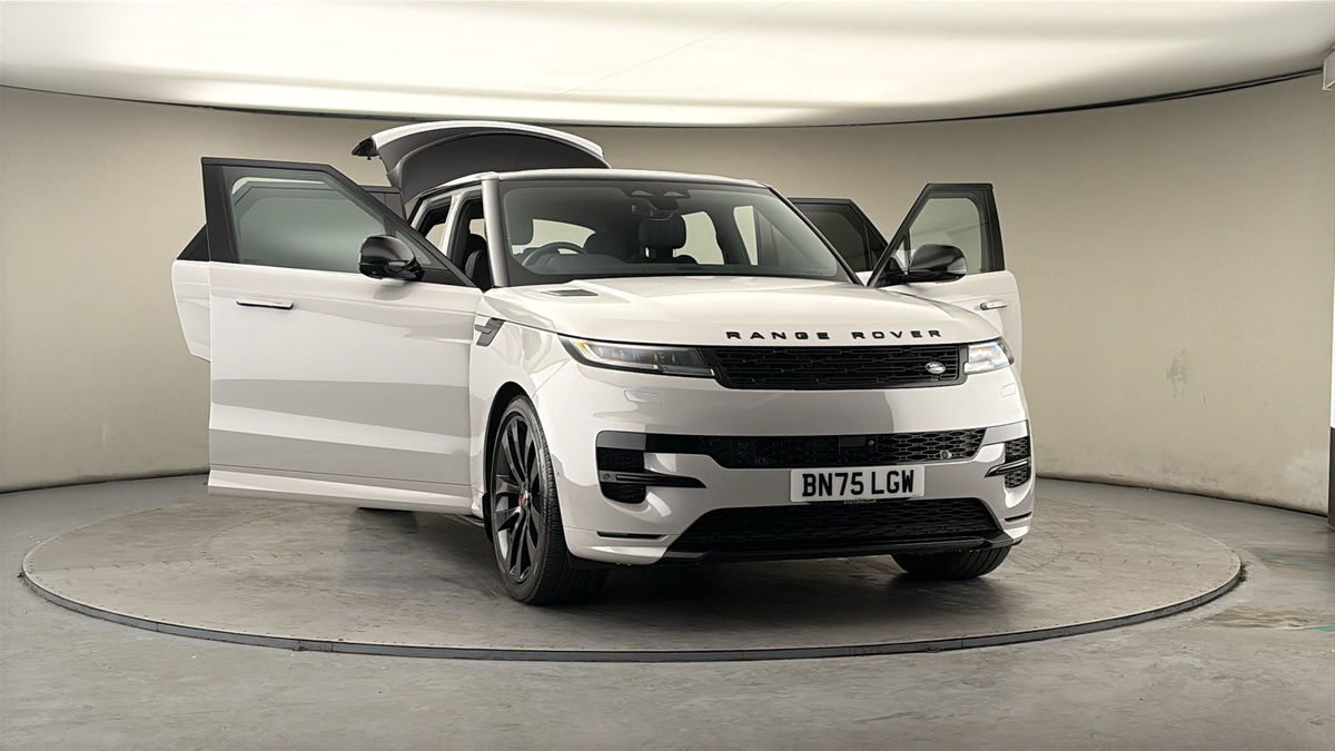 More views of Land Rover Range Rover Sport