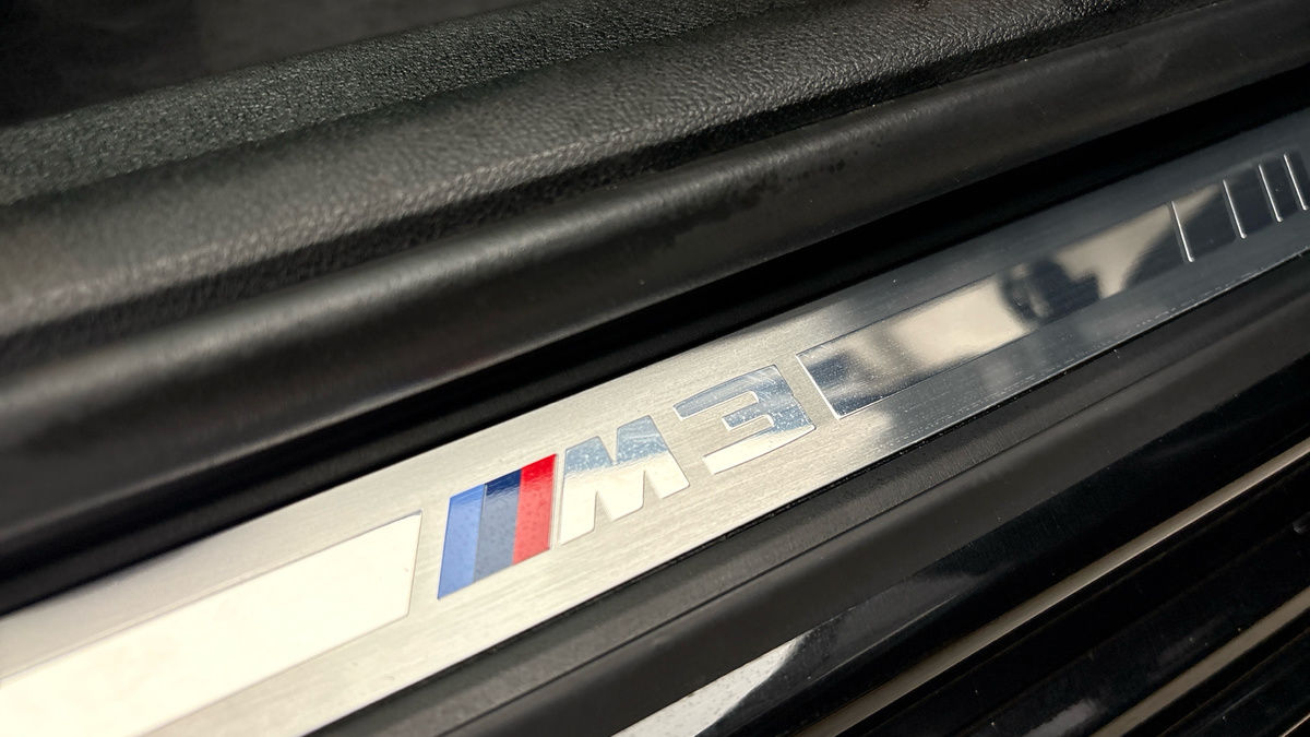 BMW M3 Image 27