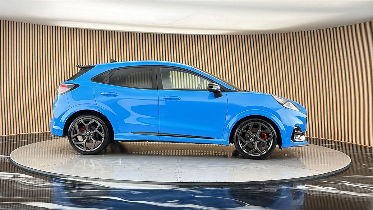More views of Ford Puma
