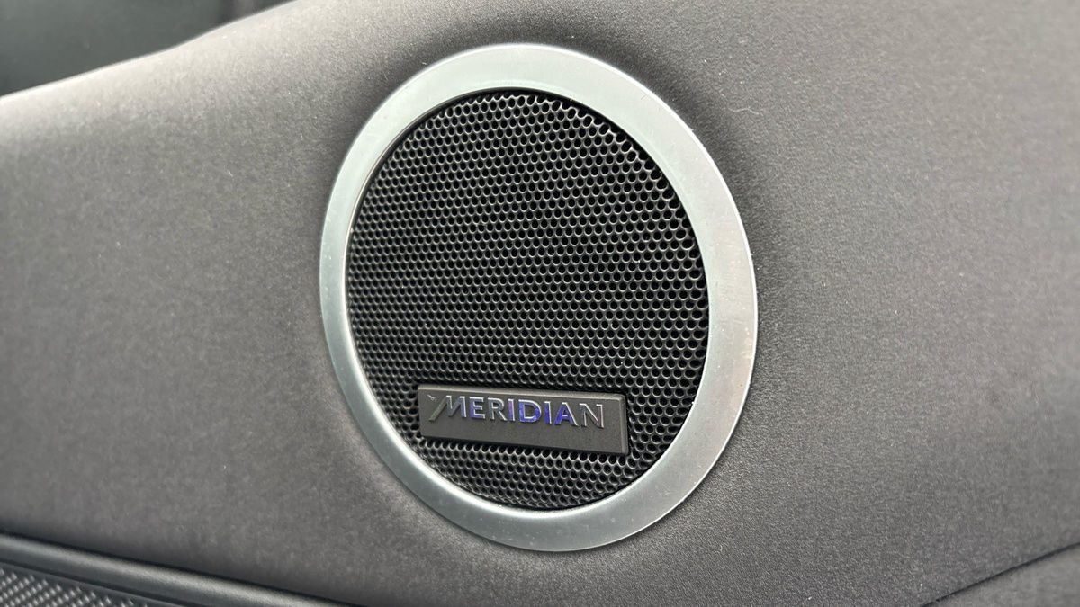 Land Rover Discovery Image 25