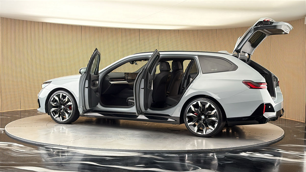 More views of BMW 5 Series