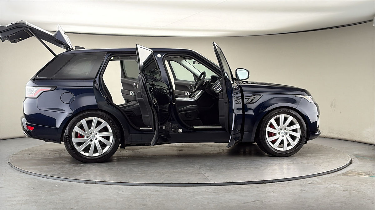 More views of Land Rover Range Rover Sport