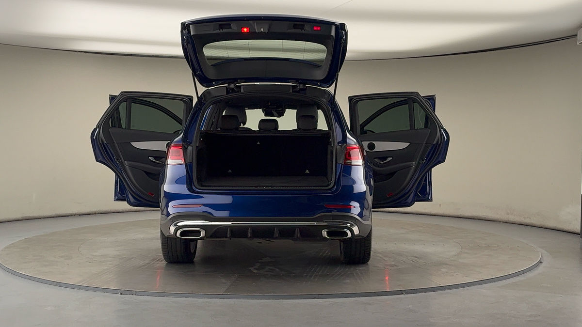 More views of Mercedes-Benz GLC