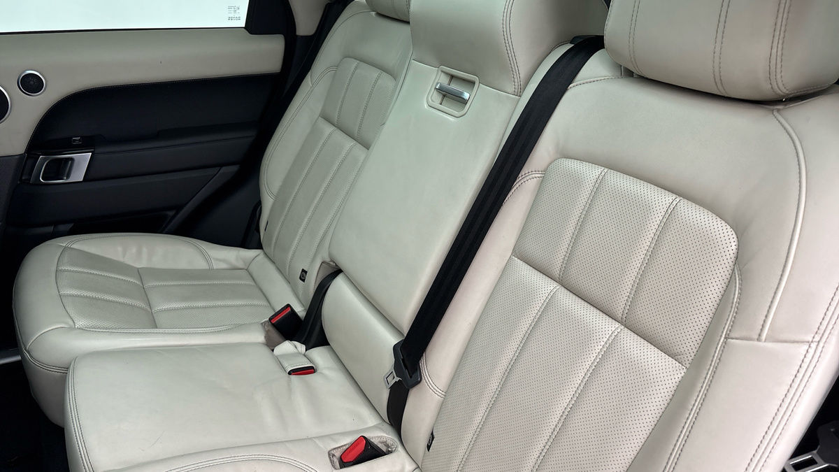 Land Rover Range Rover Sport Image 8