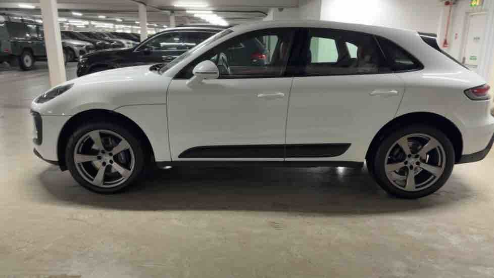 More views of Porsche Macan