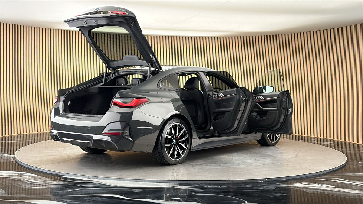 More views of BMW i4