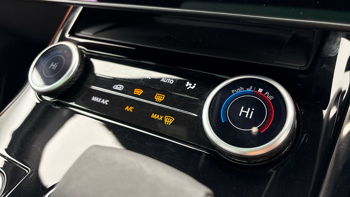 Land Rover Range Rover Sport Image 36