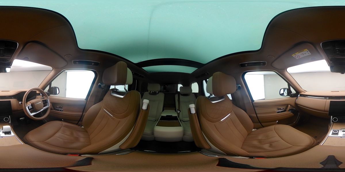 More views of Land Rover Range Rover