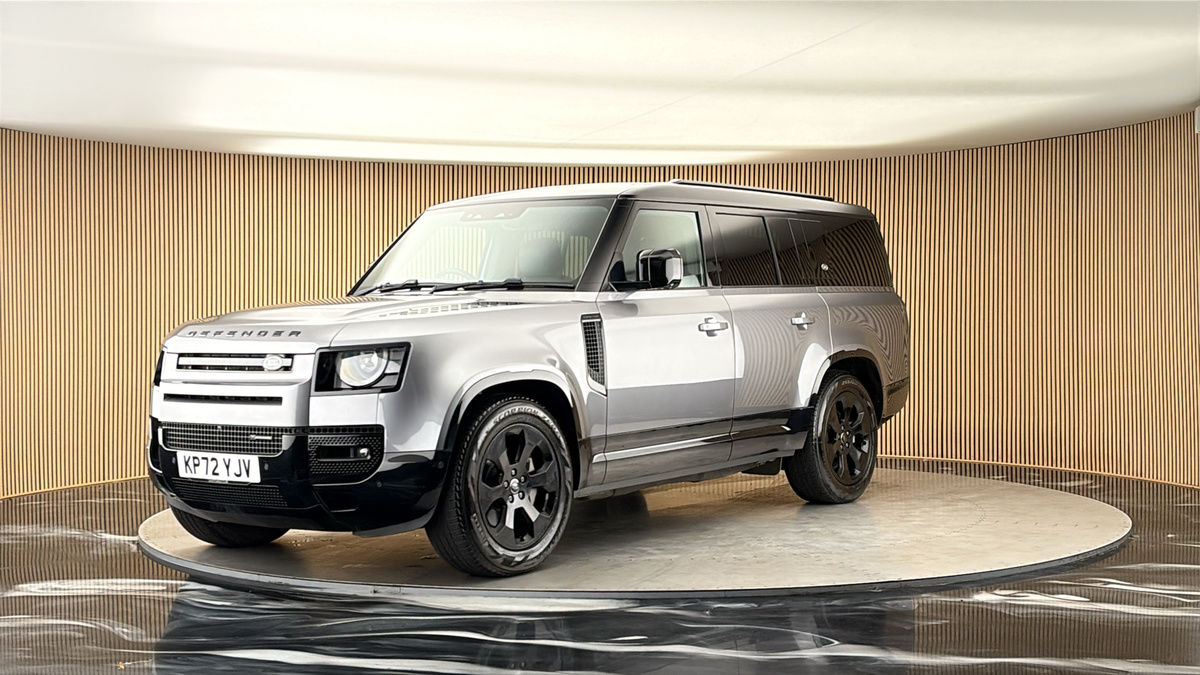 More views of Land Rover Defender 130