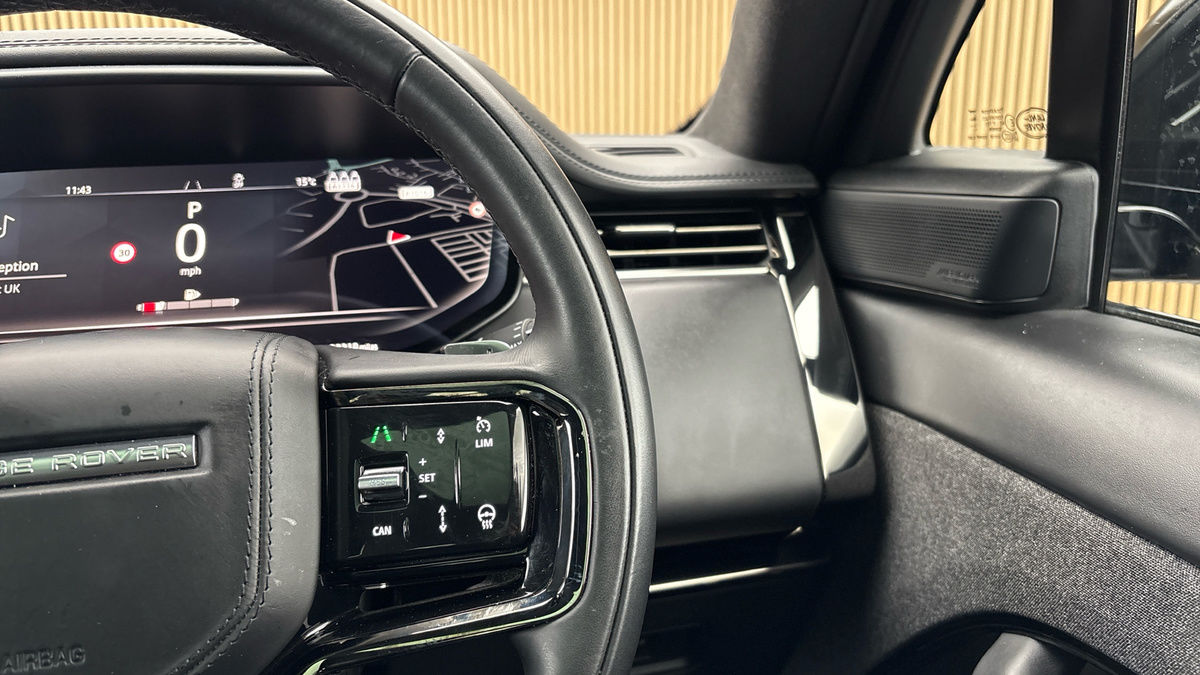 Land Rover Range Rover Sport Image 14