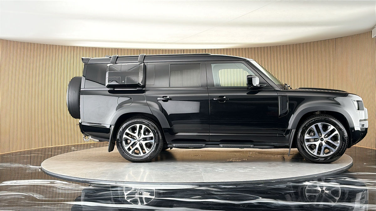 More views of Land Rover Defender 130