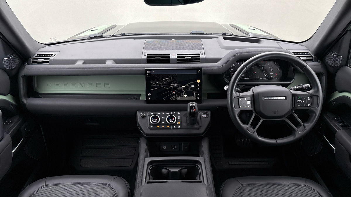 Land Rover Defender 90 Urban Image 12