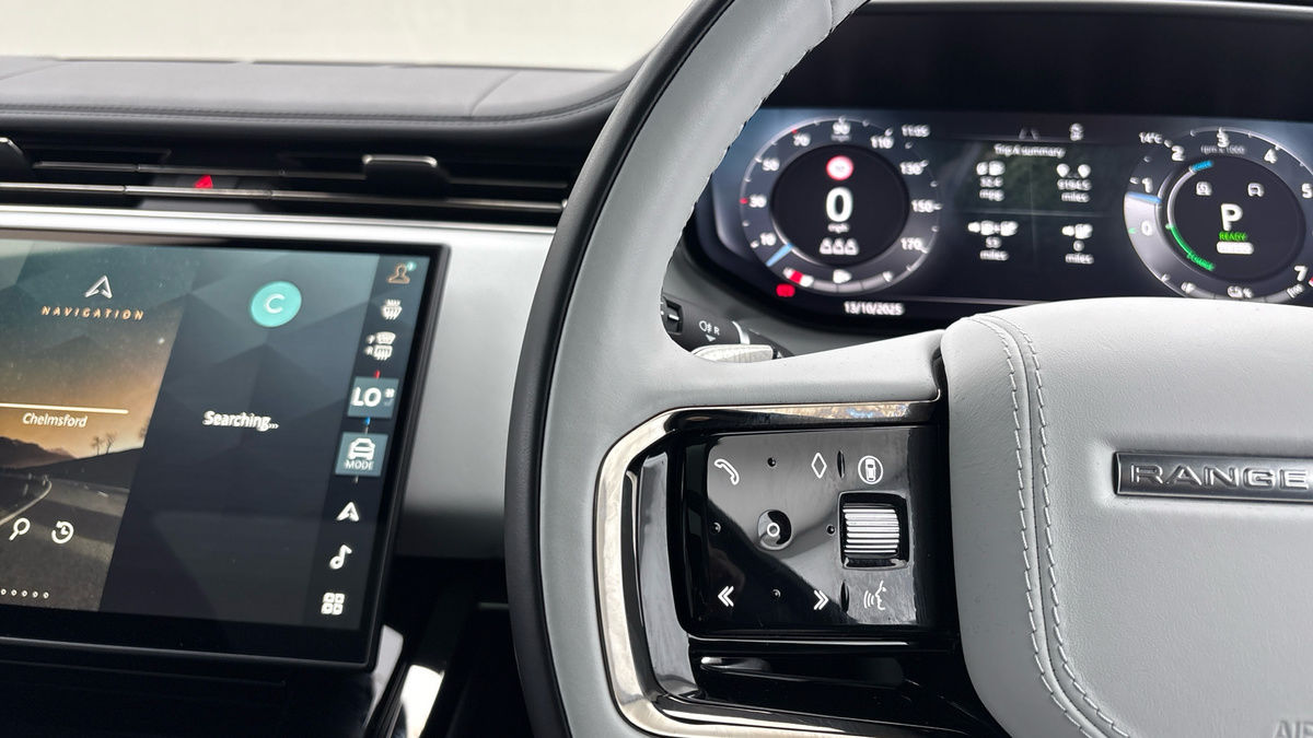 Land Rover Range Rover Sport Image 13