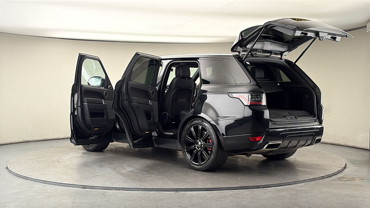 More views of Land Rover Range Rover Sport