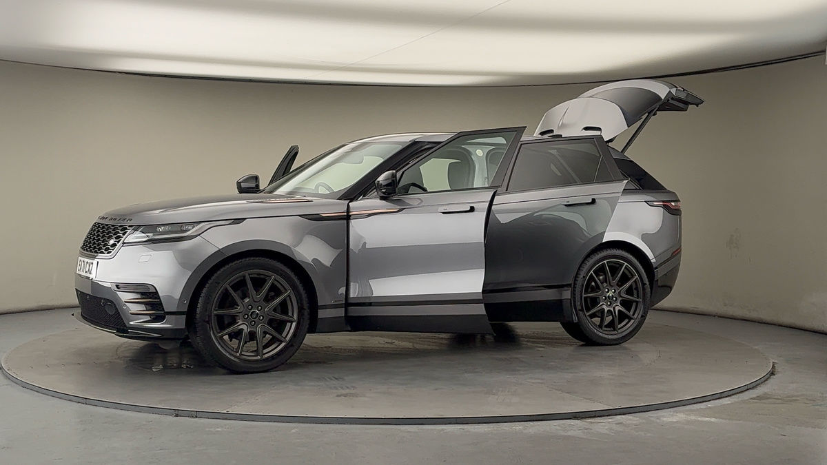 More views of Land Rover Range Rover Velar