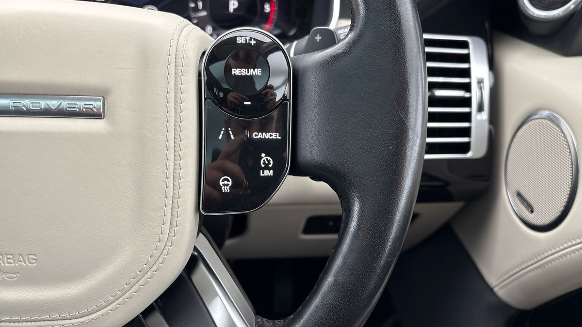 Land Rover Range Rover Image 28