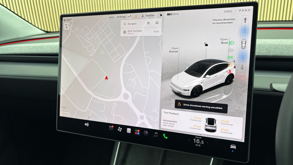 Tesla Model Y Image 17