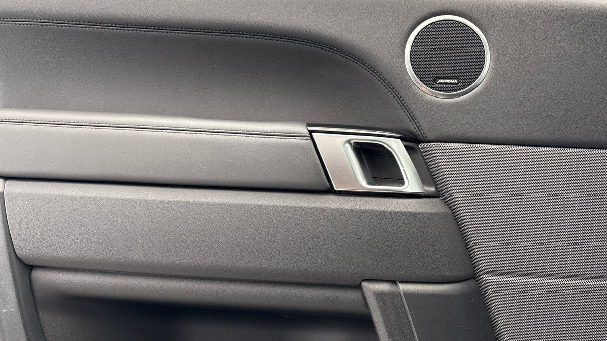 Land Rover Range Rover Sport Image 19