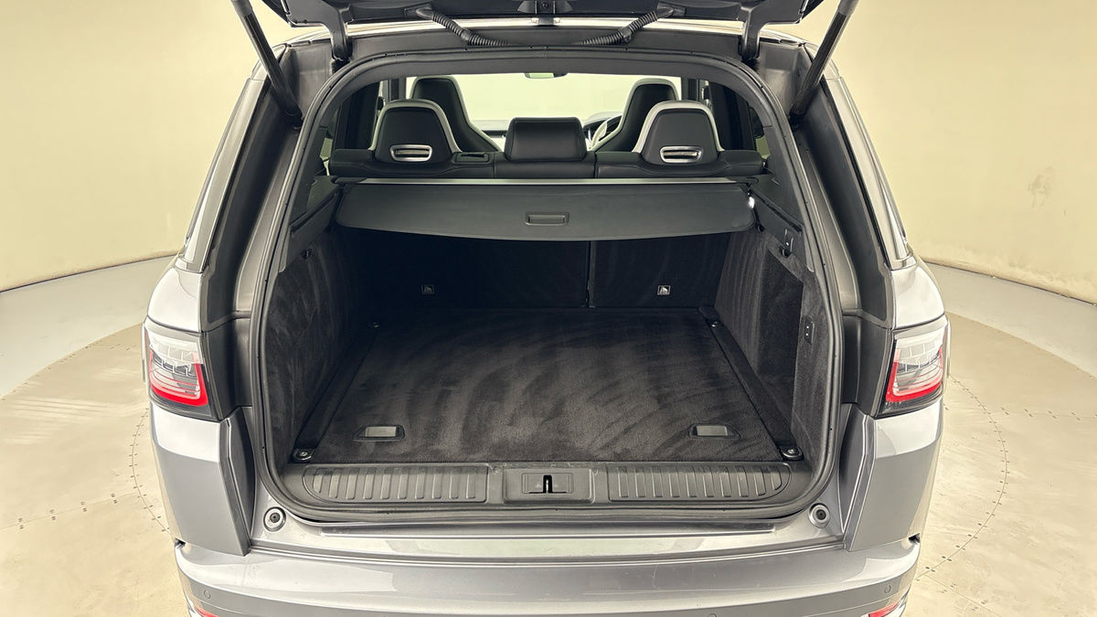 Land Rover Range Rover Sport Image 11