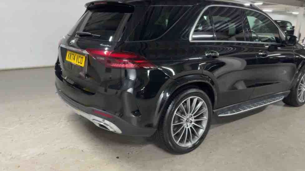 More views of Mercedes-Benz GLE