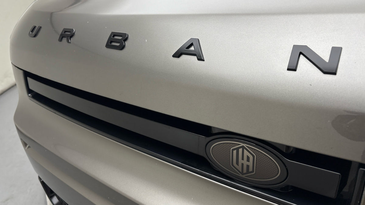 Land Rover Defender 110 Urban Image 53