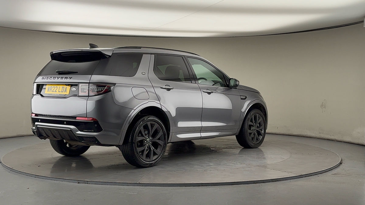 Land Rover Discovery Sport Image 21