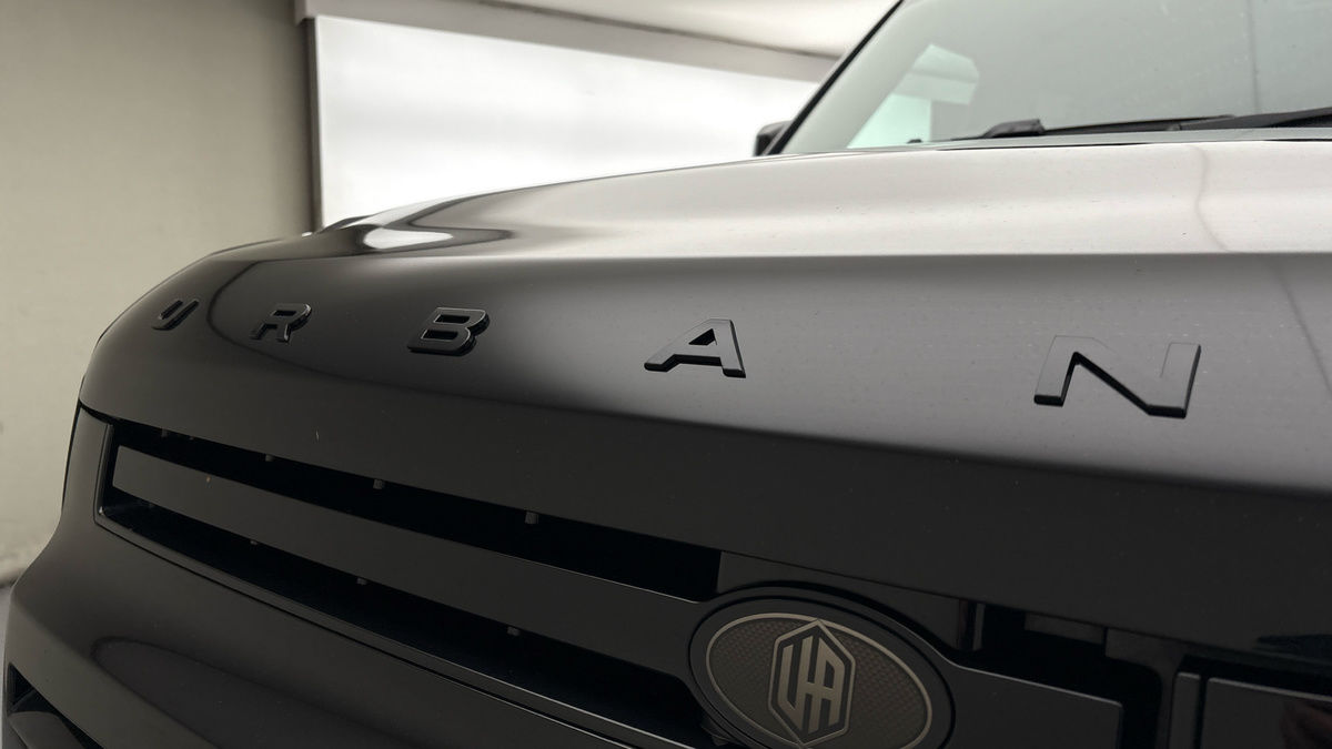 Land Rover Defender 110 Urban Image 24