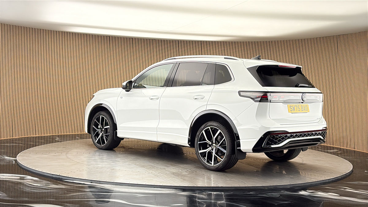 More views of Volkswagen Tiguan