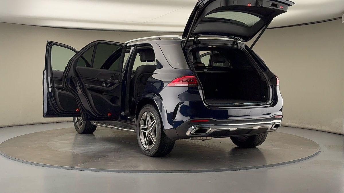 Mercedes-Benz GLE Image 23