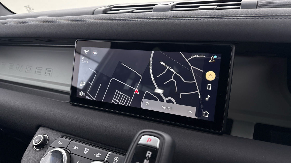 Land Rover Defender 90 Image 17