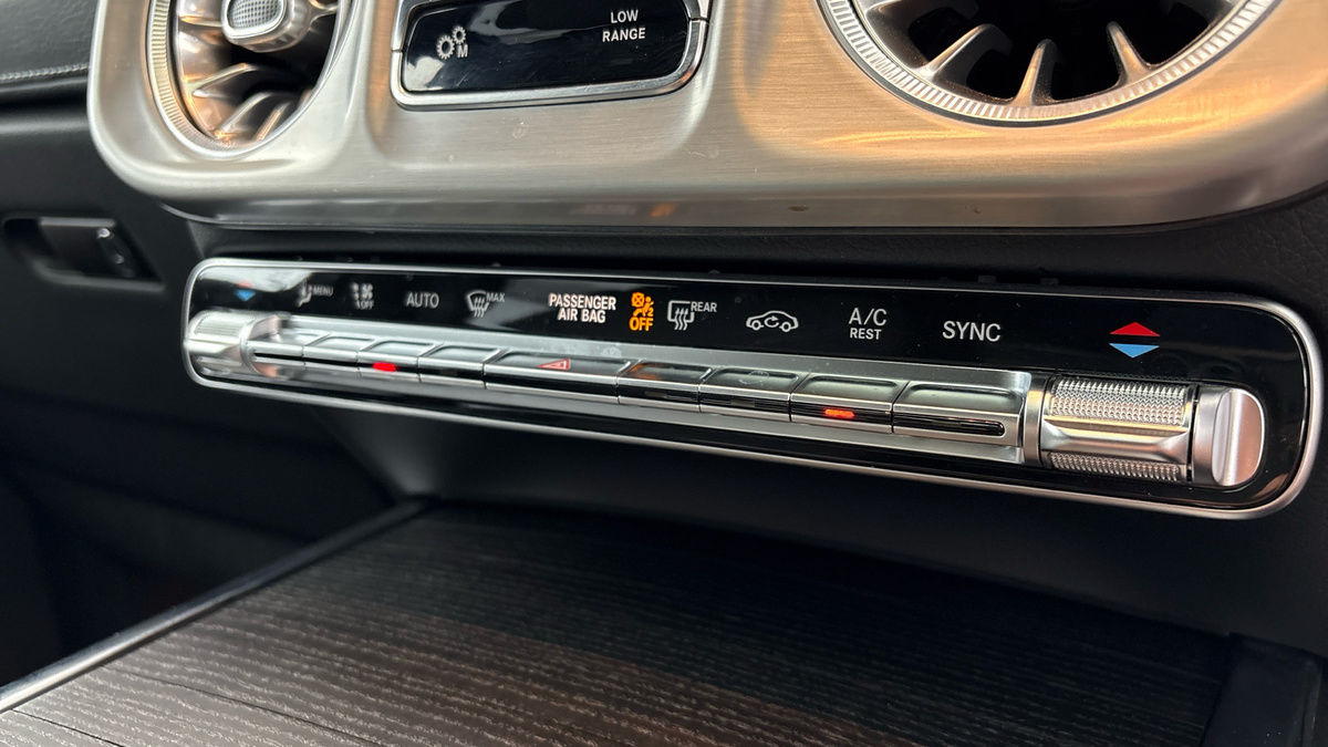 Mercedes-Benz G Class Image 33