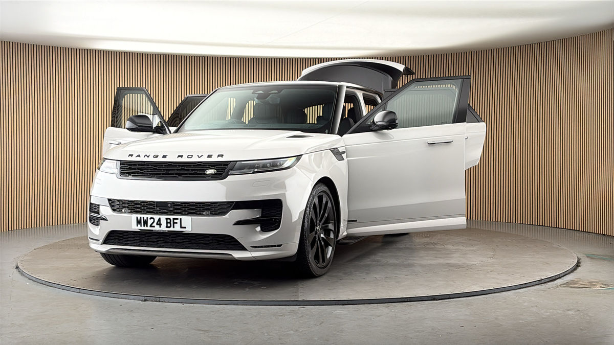 More views of Land Rover Range Rover Sport