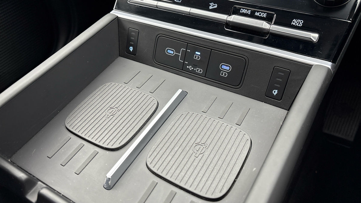 Hyundai Santa Fe Image 29