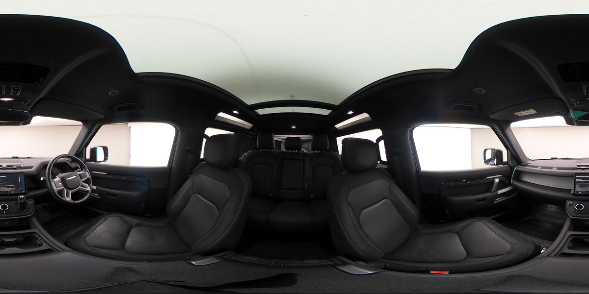 More views of Land Rover Defender 90