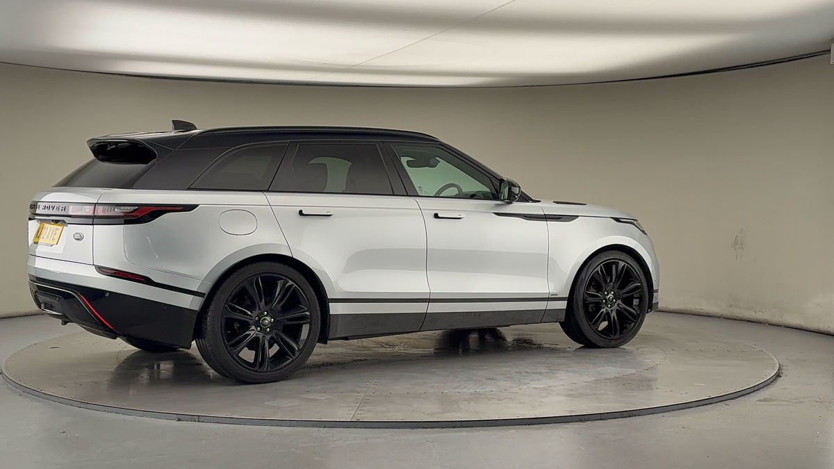More views of Land Rover Range Rover Velar