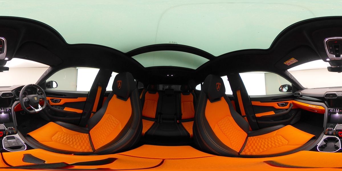 More views of Lamborghini Urus