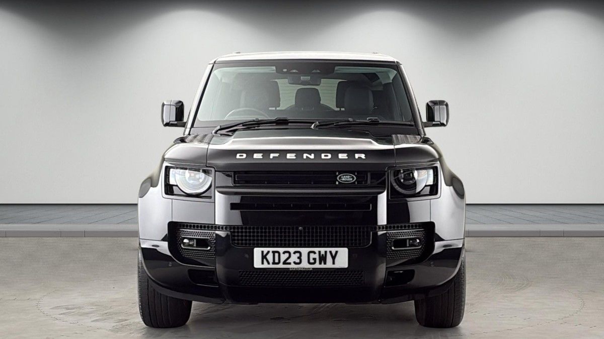 Land Rover Defender 90 Image 3