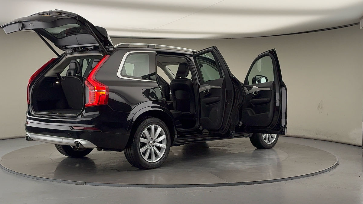 More views of Volvo XC90