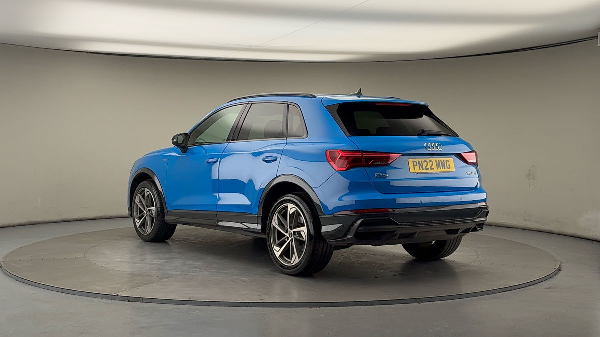 Audi Q3 Image 2
