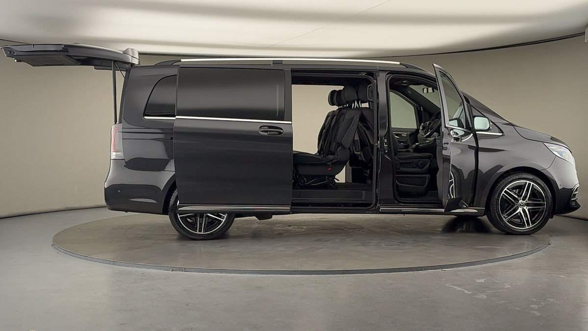 More views of Mercedes-Benz V Class