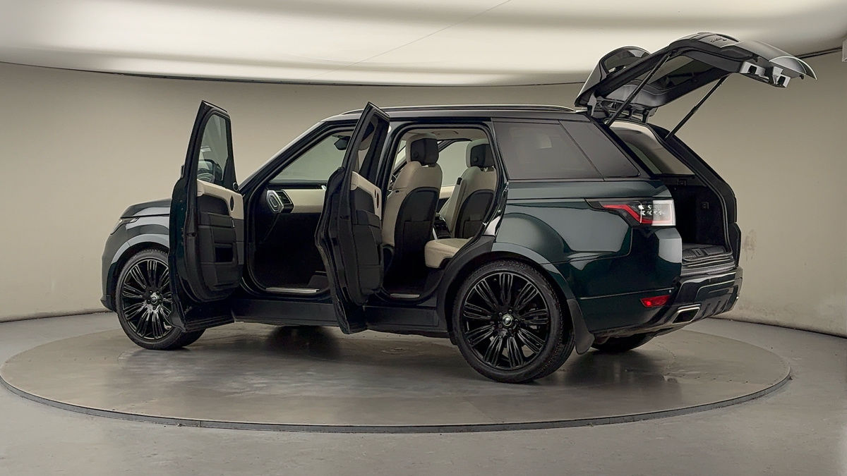 More views of Land Rover Range Rover Sport