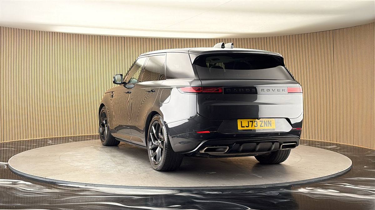 More views of Land Rover Range Rover Sport