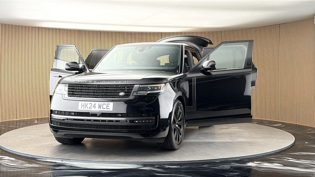 More views of Land Rover Range Rover