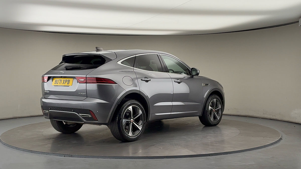 Jaguar E-PACE Image 21