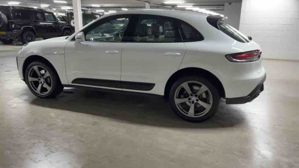 More views of Porsche Macan