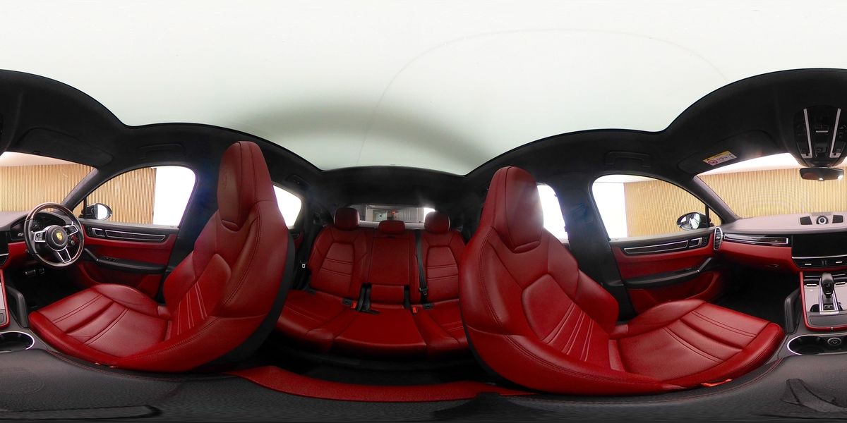 More views of Porsche Cayenne
